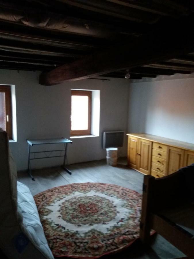 Martin Villa Saint-Gal-sur-Sioule Buitenkant foto